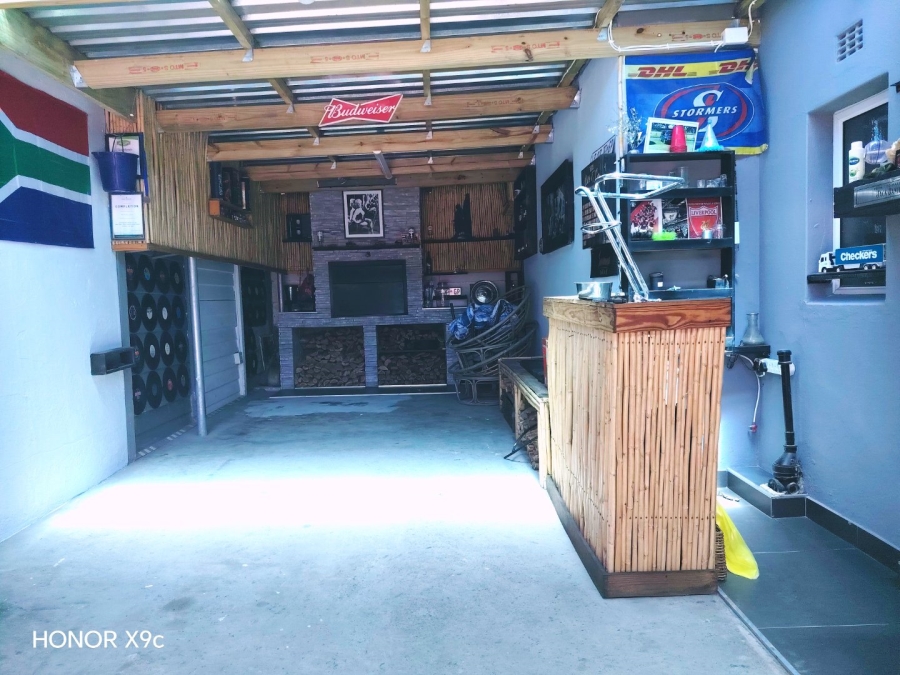 3 Bedroom Property for Sale in Silversands Western Cape